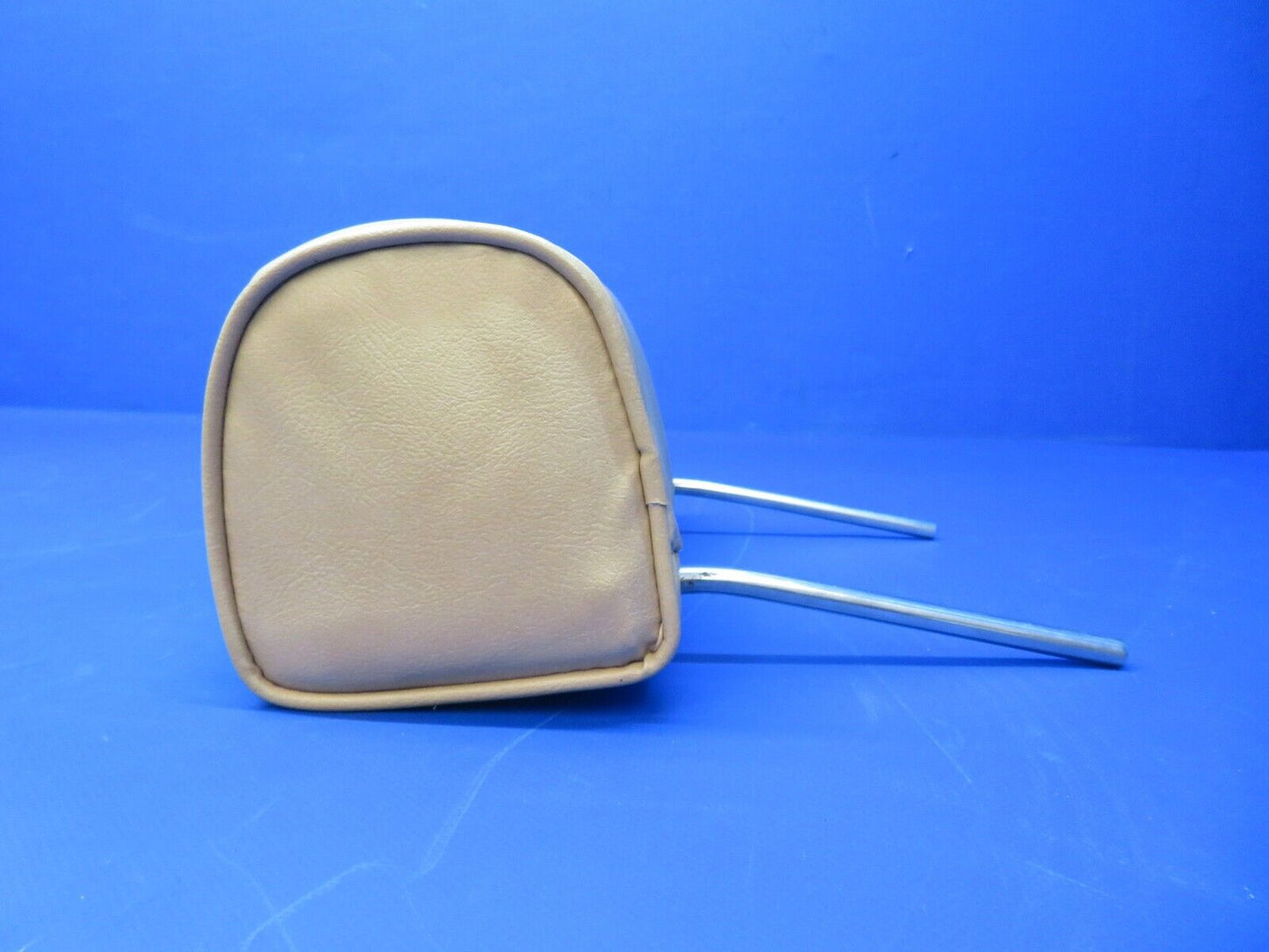 Beech 95-B55 Baron Folding 5th / 6th Seat P/N 96-534051-3 (1222-879)