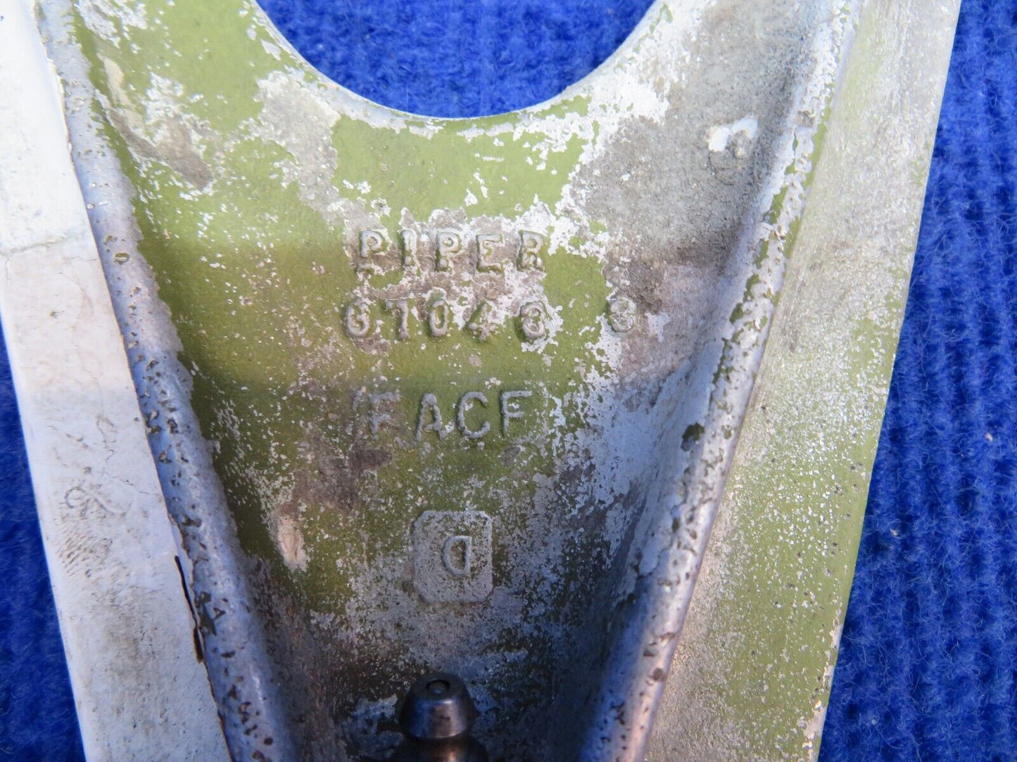 Piper Main Gear AFT Trunnion P/N 67043-3 (0722-542)