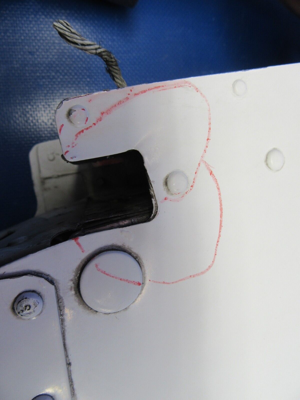Cessna 401 RH Aileron Assy P/N 5024000-2 (1223-17)