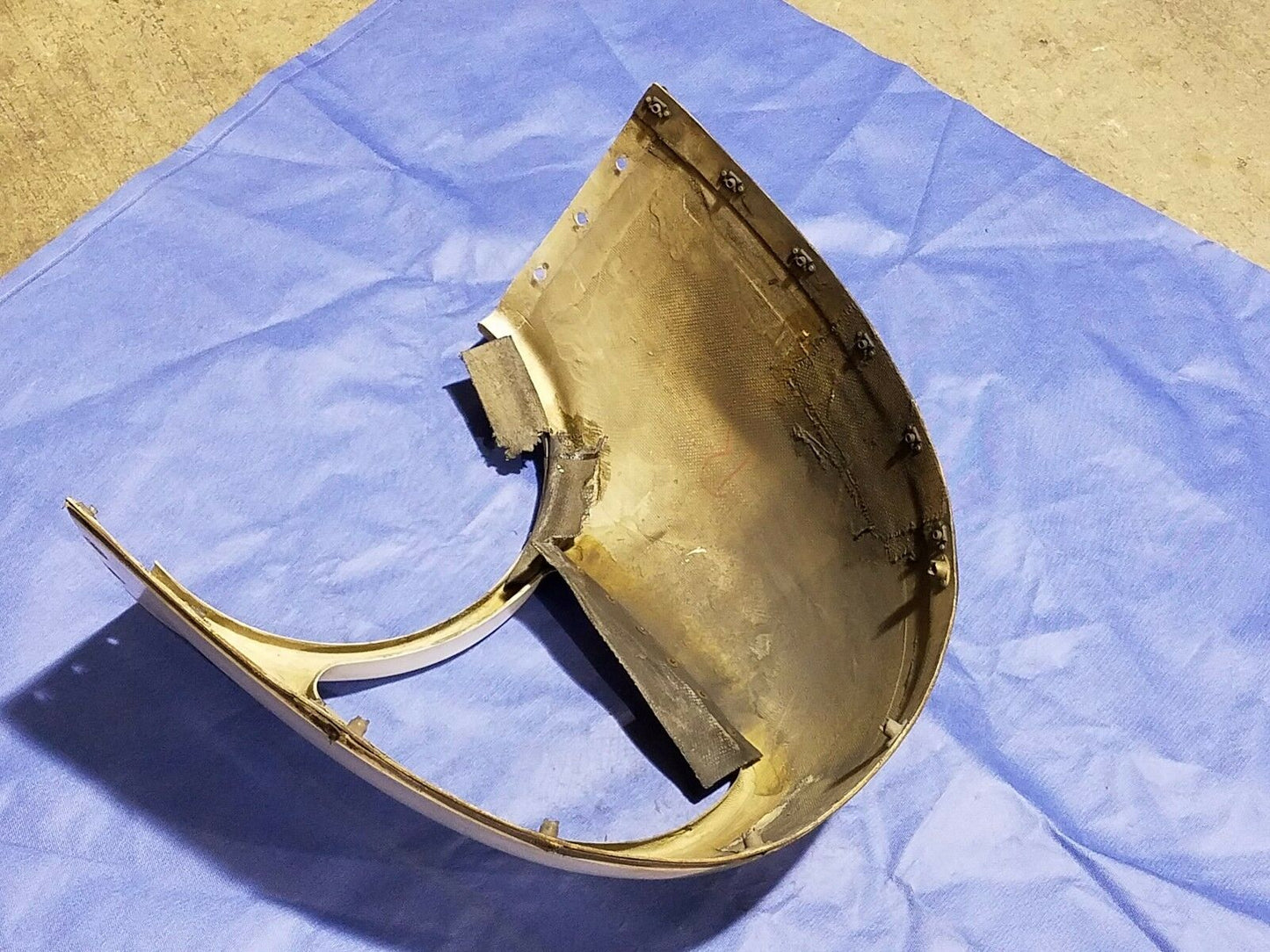 Piper Seneca II Nose Bowl RH P/N 37030-002 (0716-31)