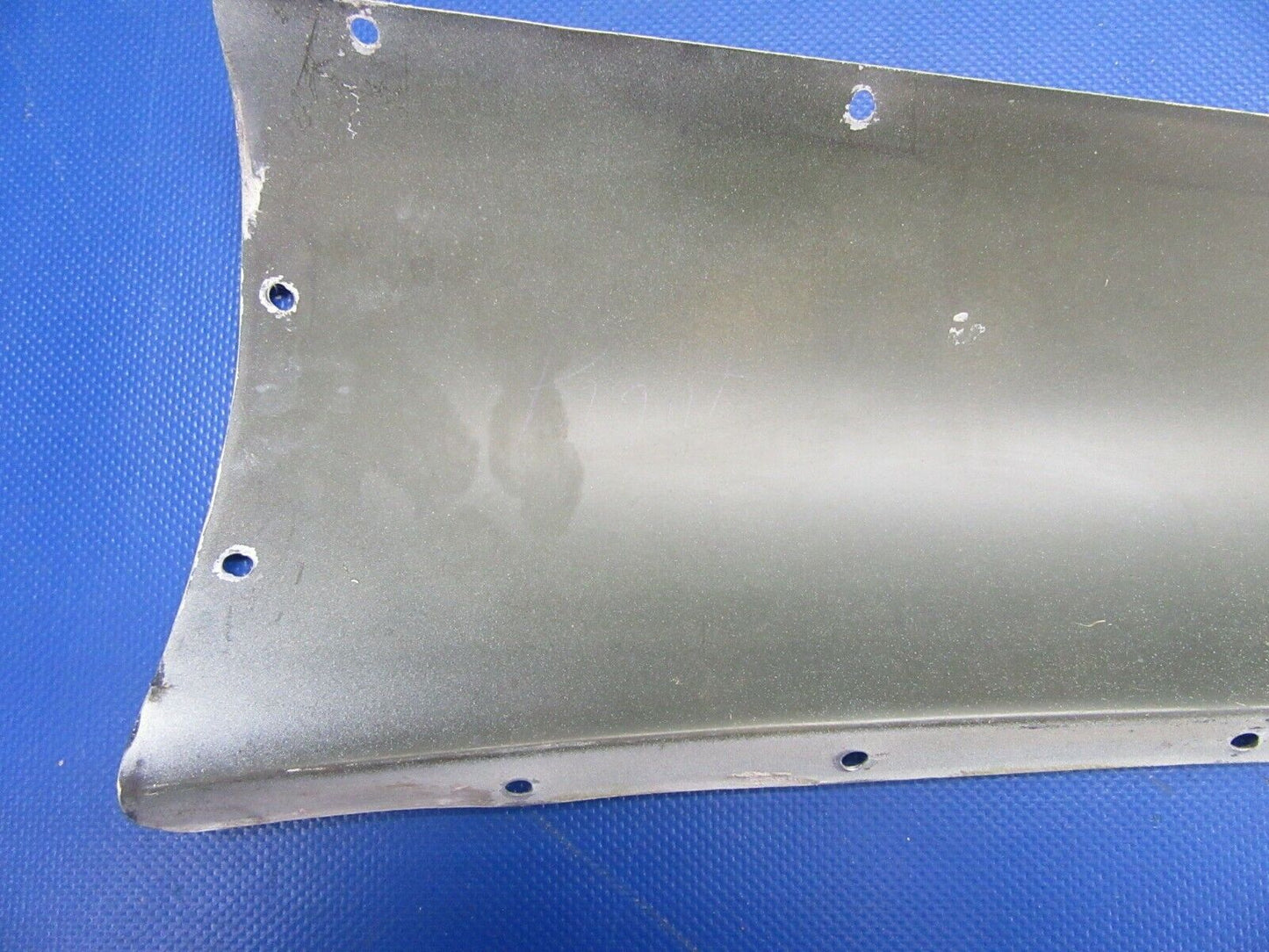 Cessna 182 LH Horizontal Stabilizer Fairing P/N 0732615-1 (1021-321)