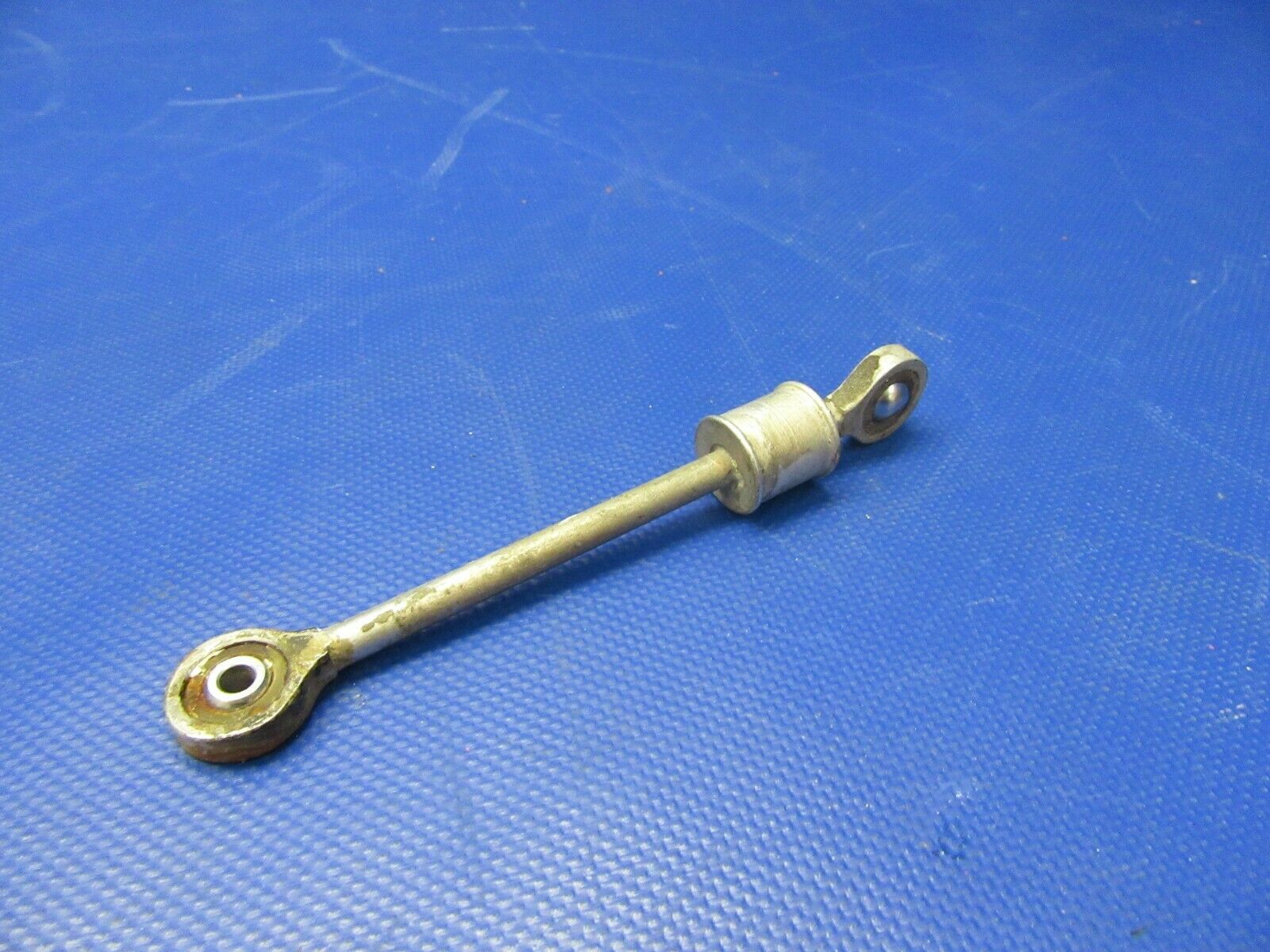 Cessna 210 / P210N Steering Link Rod LH P/N 1243412-1 (0421-561)