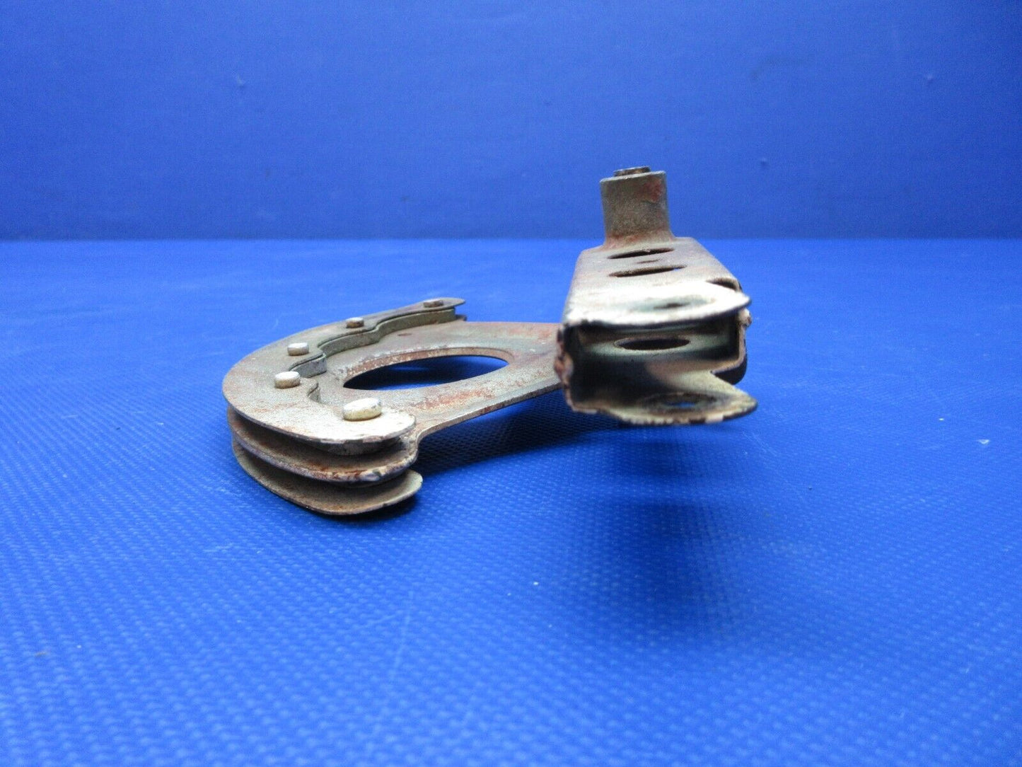 Cessna 337 / 337E INBD LH Flap Quadrant & Bellcrank  P/N 1462020-27 (1223-1474)