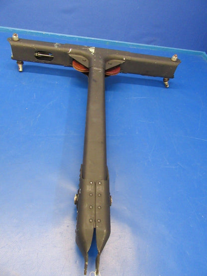 1956 Cessna 310 Tee Assy Control Column P/N 0896000-2 (1118-96)