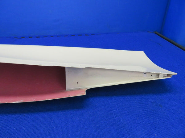 Cessna 210 Wing Tip LH P/N 1221111-203 (0322-385)