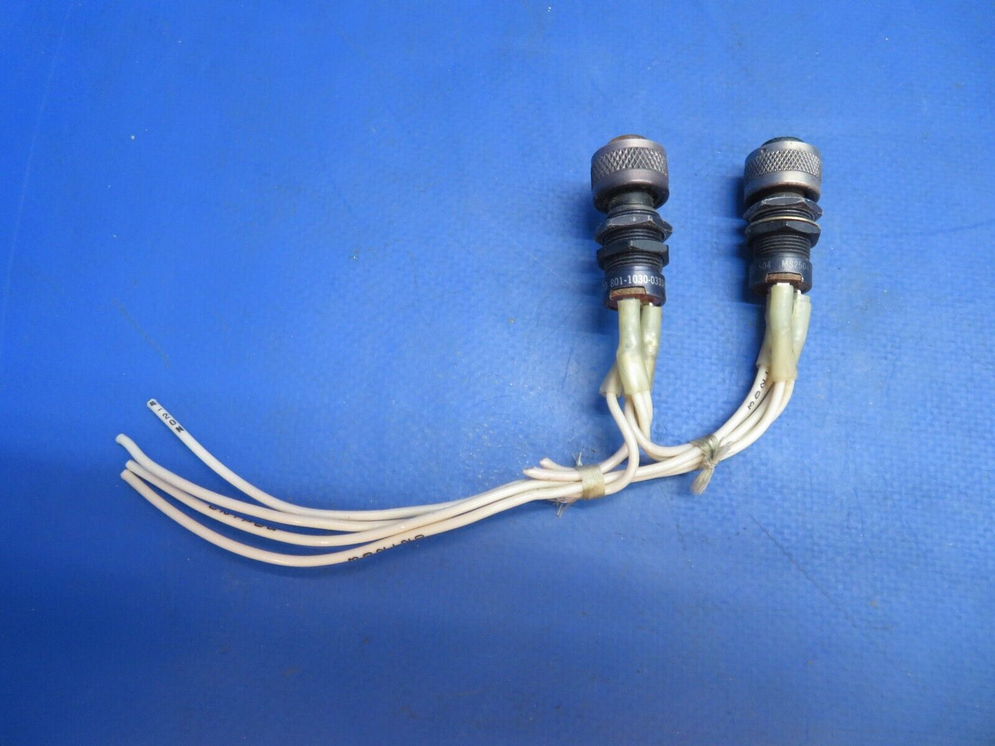 Piper Aerostar 602P Press to Test P/N MS25041-4 LOT OF 7 (0123-964)