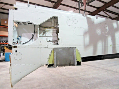 Beech Baron 58P Wing RH P/N 102-100010-602 (0918-313)