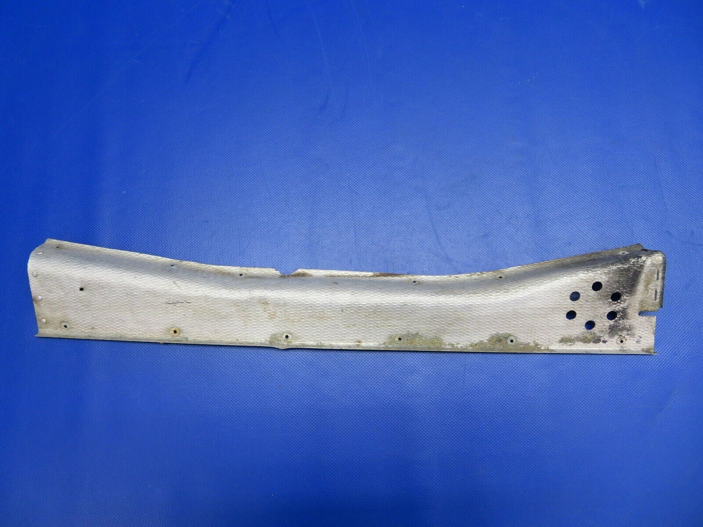 Piper PA-28-140 RH Cabin Heat Duct Assy P/N 62960-01 (1220-461)