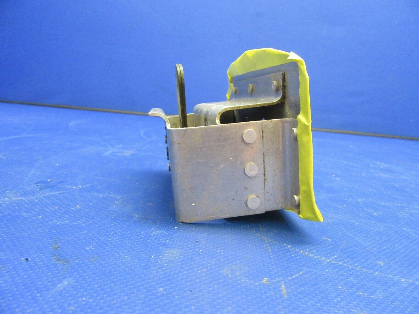Cessna 170 Flap Lever Fuselage Latch (0921-446)