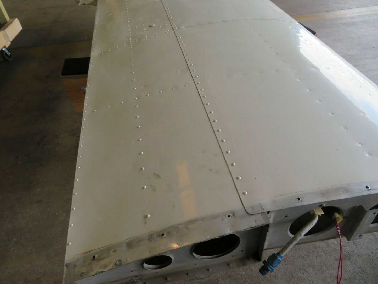1975 Cessna Cardinal 177RG RH Wing Structure P/N 2022002-3 (0321-162)