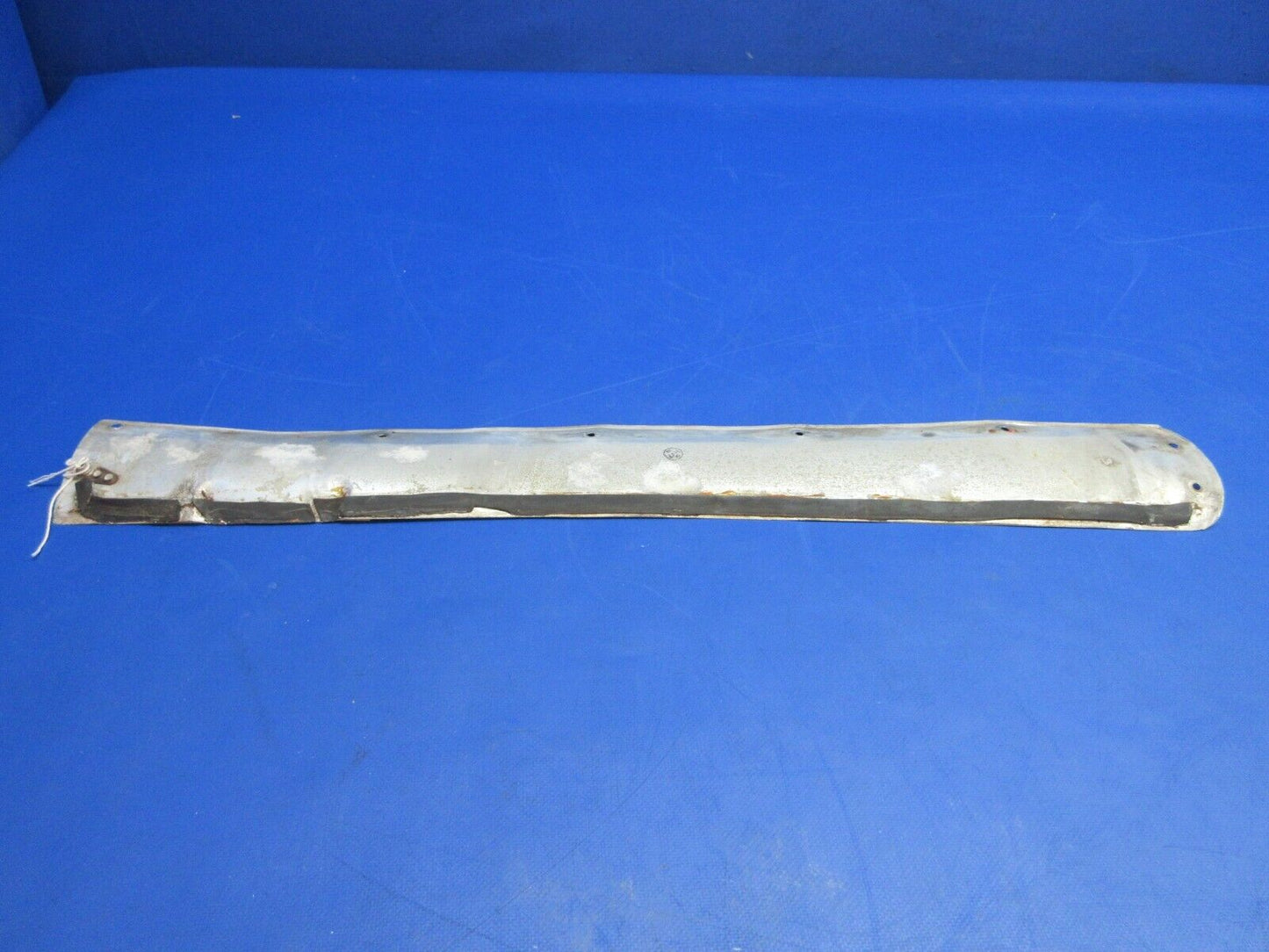 Cessna 401 RH Upper Tip Tank Fairing P/N 5023000-6 (0523-525)