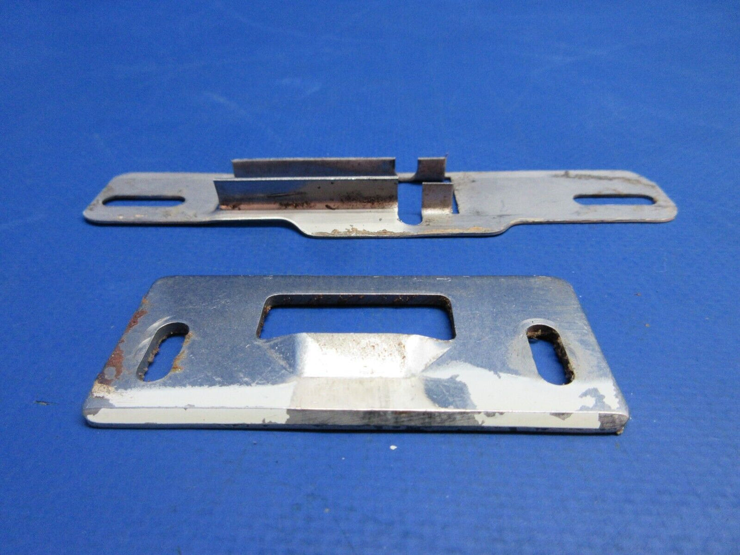 Piper PA-28-236 Cabin Door Pins, Strike Plates & Loop P/N 63037-00 (0623-255)