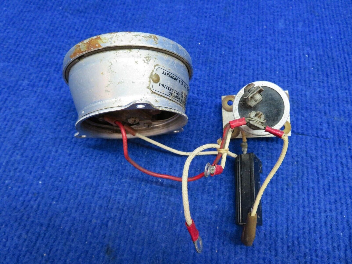 Cessna 310 Emergency Signal / Horn w/ Narco Light Flasher 26v (0622-736)