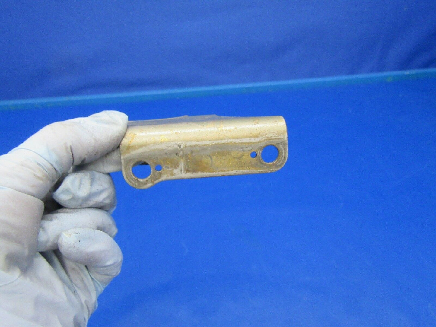 Continental O-470-M Balance Tube Bracket RH P/N 535784 (0118-139)