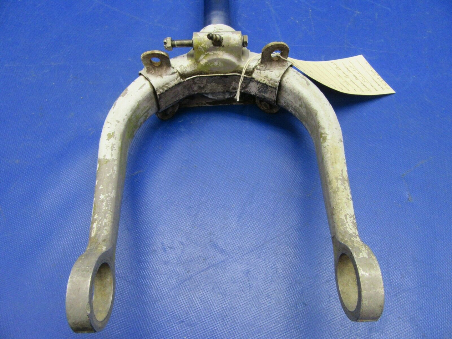 Piper PA-23 Apache Nose Gear Strut & Fork P/N 751-761 (1021-576)