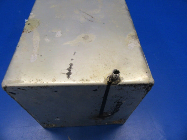 Beech Baron Battery Box w/ Lid P/N 95-410006-19 (0917-80)