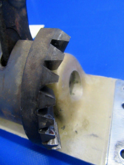 Cessna 177RG Cardinal Gear & Support Main Gear Retract P/N 2081002-4 (0718-169)