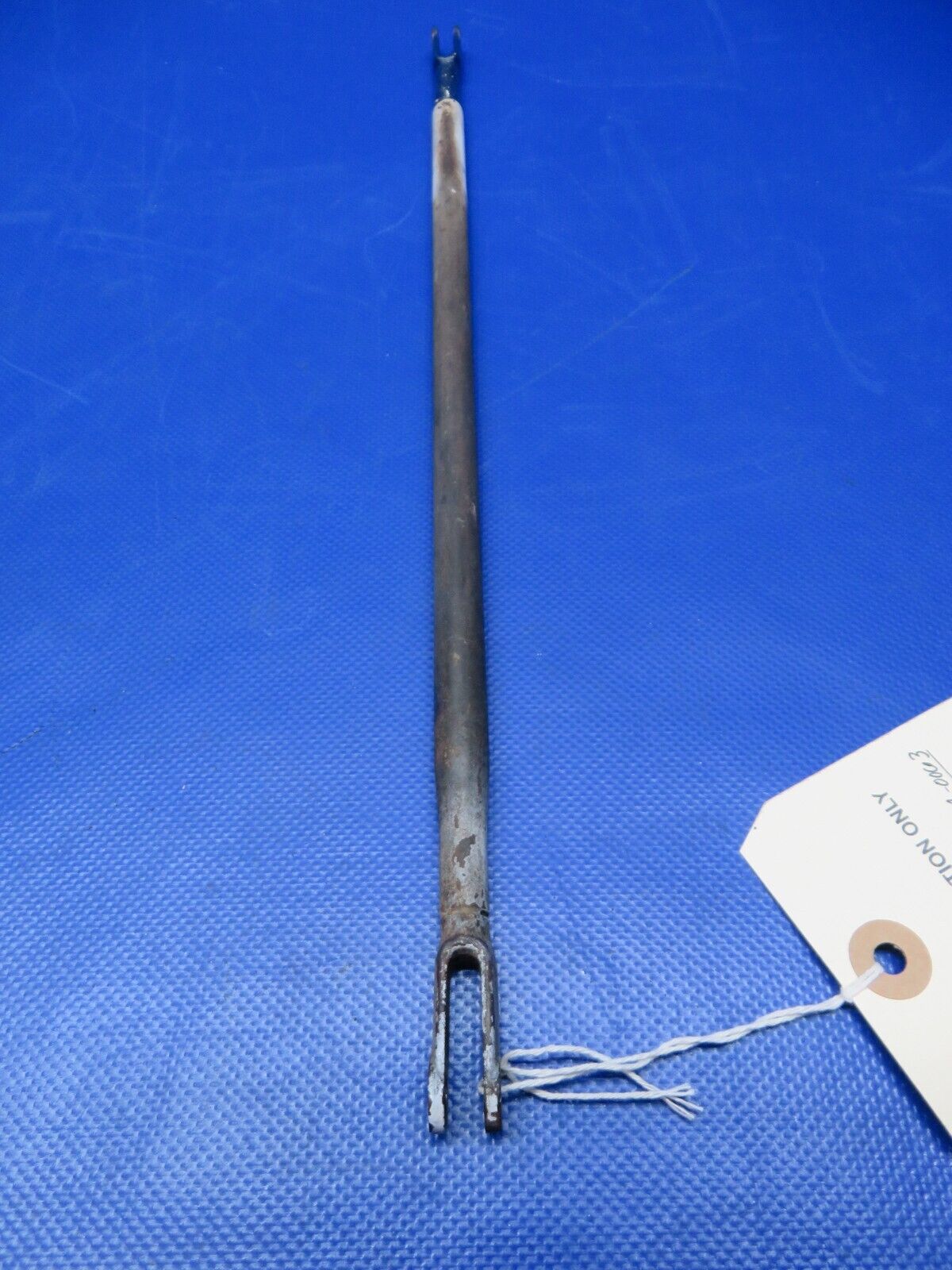 Cessna 401 / 401A Trim Tab Actuator Control Rod P/N 5035012-1 (0124-132)