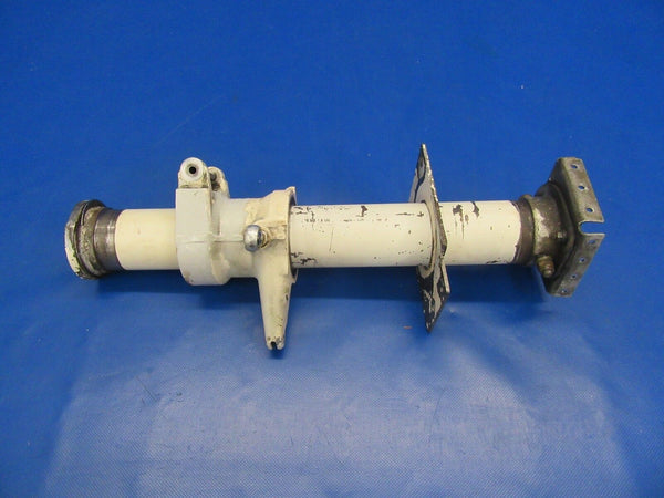 Cessna Cardinal Nose Gear Barrel & Collar P/N 1743001-1 & 1743003-1 (0317-93)