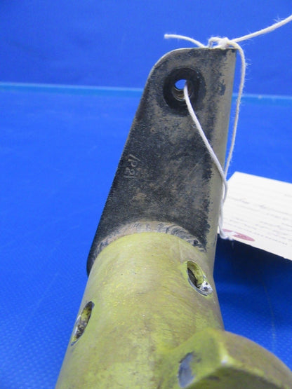 Piper PA-28-140 Flap Torque Tube P/N 62705-000 (1018-171)