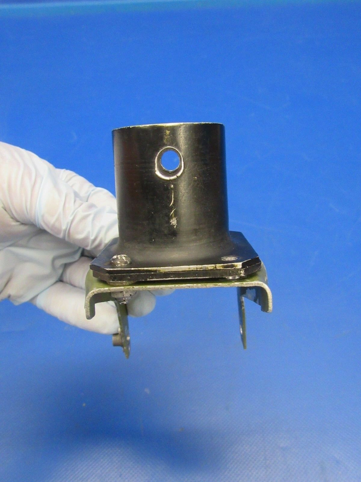 Cessna 210E Sleeve and Brace Control Column P/N 0760643-1, 1261427-2 (0518-288)