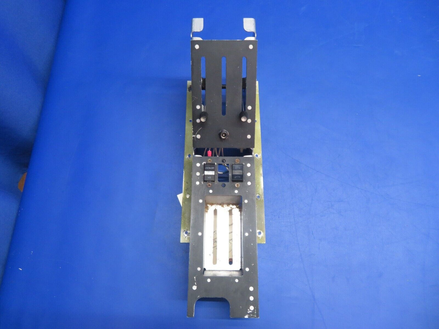 Piper PA-34-200T Control Heater & Selector Valve Cover P/N 37556-00 (0223-909)