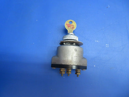 Brantly B2B Helicopter Bendix Ignition Switch w/ Key P/N 10-357290-1A (1022-782)