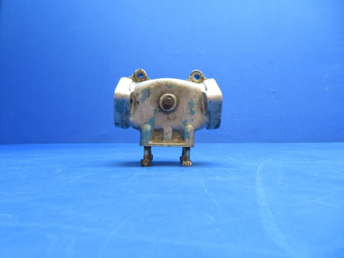 Stinson 108-1 Franklin 6A4150 Distributing Zone P/N 18213 (0823-494)