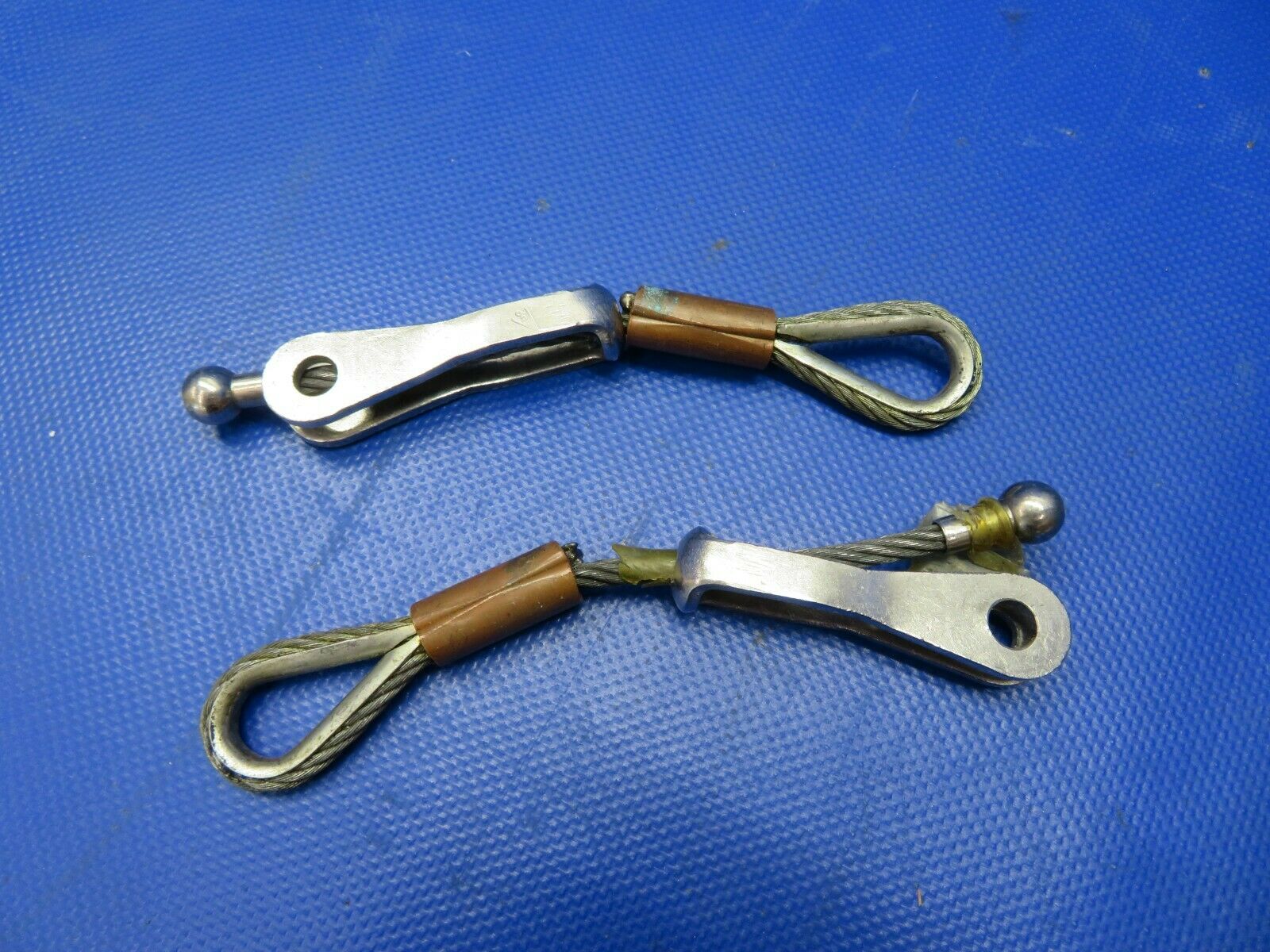 Piper PA-32RT Cable Seat Belt Attachment Passenger PAIR P/N 96908-000 (0521-761)