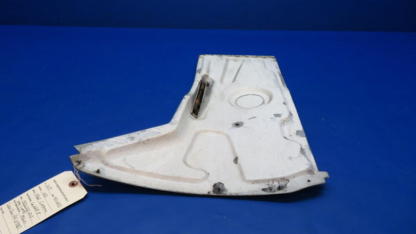 Cessna 401 Main Gear Door RH OTBD P/N 0826002-203, 0826002-209 (0523-230)