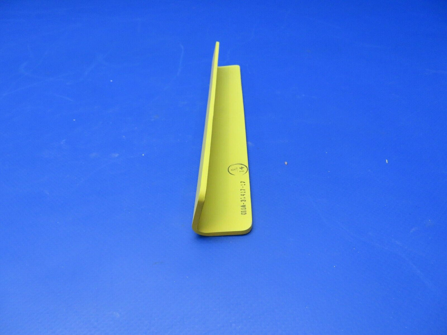 Beech Angle P/N 010A-31417-017 NOS (1022-312)