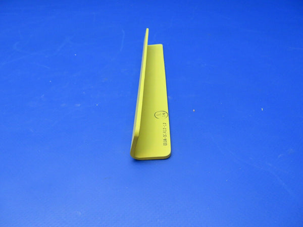 Beech Angle P/N 010A-31417-017 NOS (1022-312)