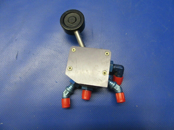 Cessna 210 / P210N Gear Selector Hydraulic Valve Assy 9881020-2 (0421-585)