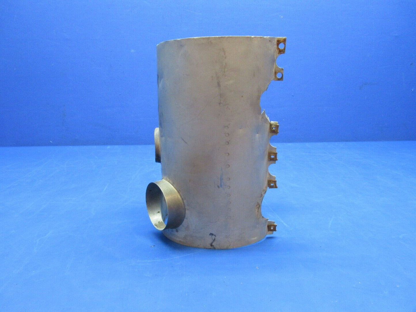 Cessna 172 B-H RH Exhaust Shroud P/N 0550176-38 (1123-617)