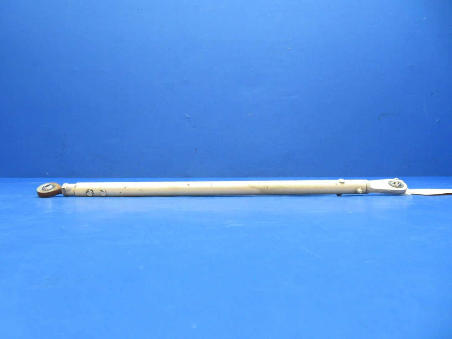 Cessna 310 / 310Q AFT Tube Push Pull MG Retract P/N 0840125-15 (0823-770)