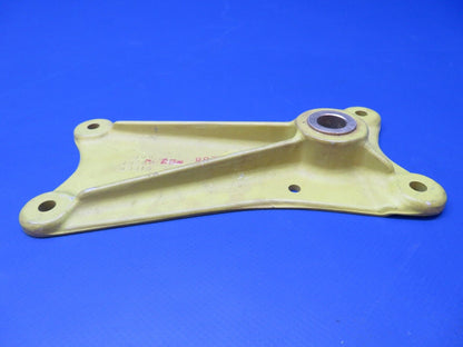 Piper Navajo Main Gear Trunion Fitting P/N 40288-000 NOS (0922-458)