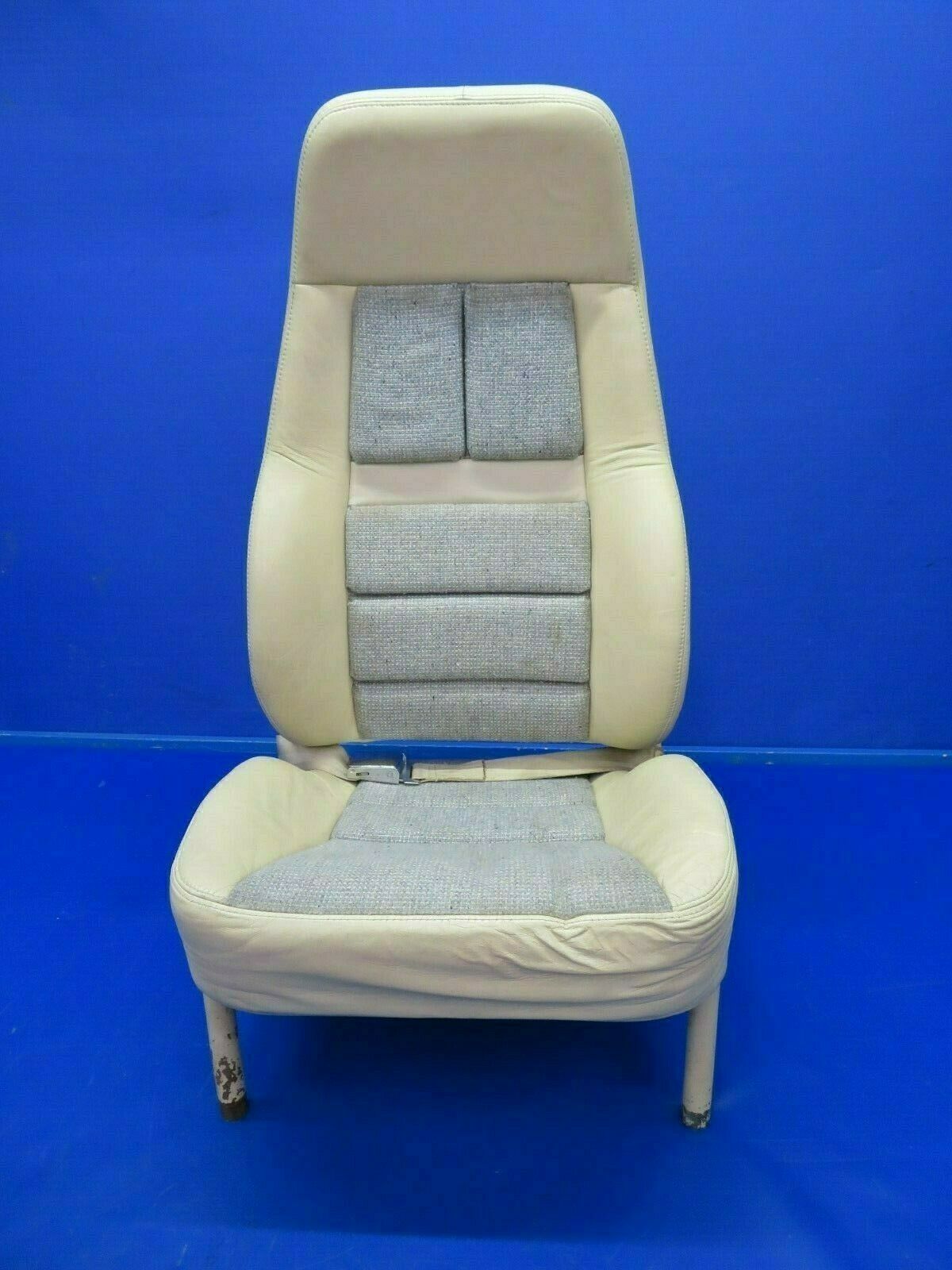 1964 Beech Baron 95-B55 Passenger Seat #5 (0320-139)