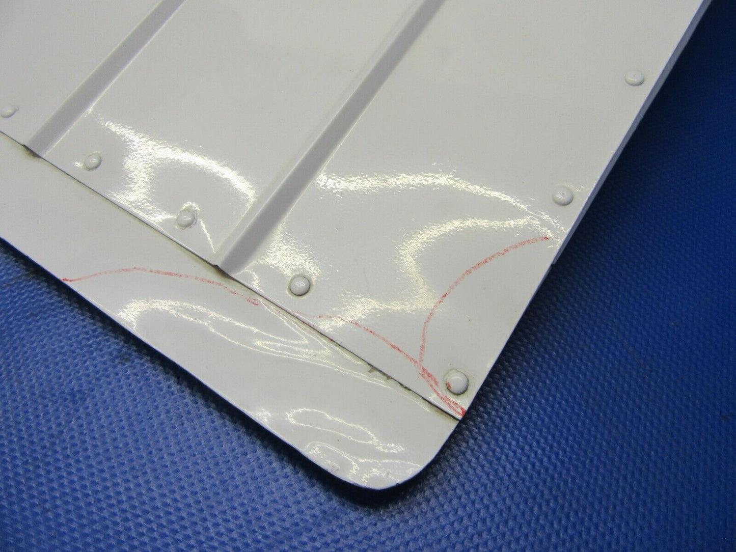 Beech B19 Sport RH Aileron Assembly P/N 169-130005-2 (0421-200)