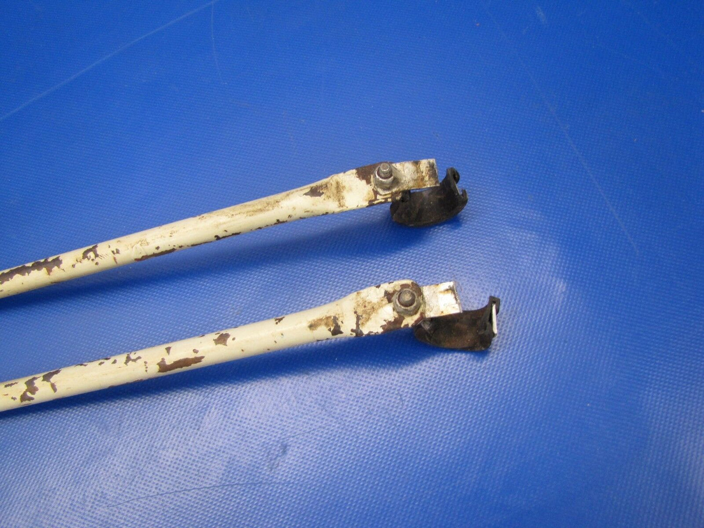 Aero Commander Darter Lark Brake Handle Assy P/N 37070, 37407 & 37409 (0517-140)