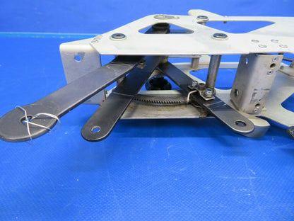 Diamon DA40-180 Throttle Quadrant Assy P/N D41-7103-00-00-1-WIP (0320-164)