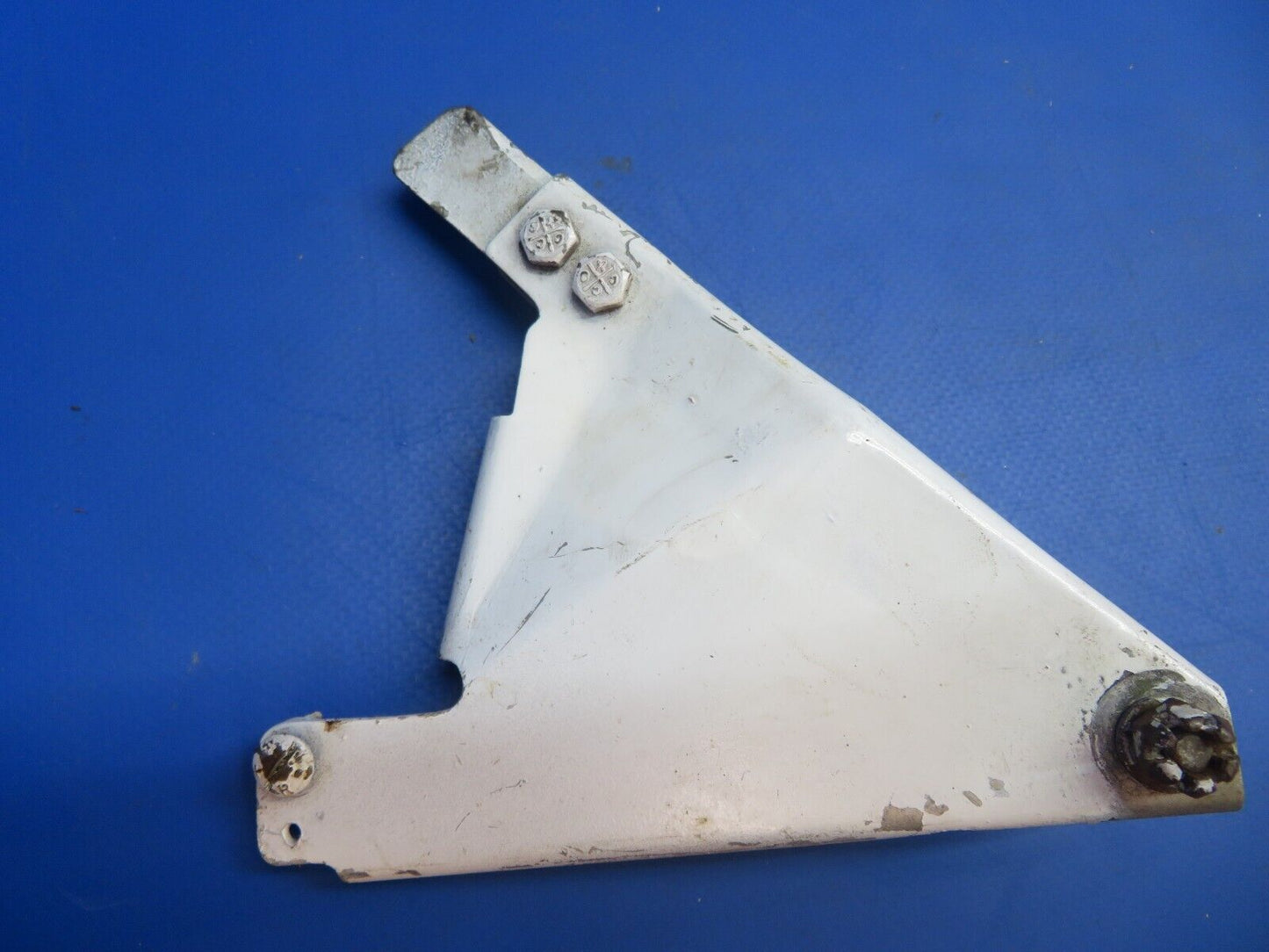 Beech Main Gear Bracket Uplock Assy LH P/N 35-815077 (1122-617)