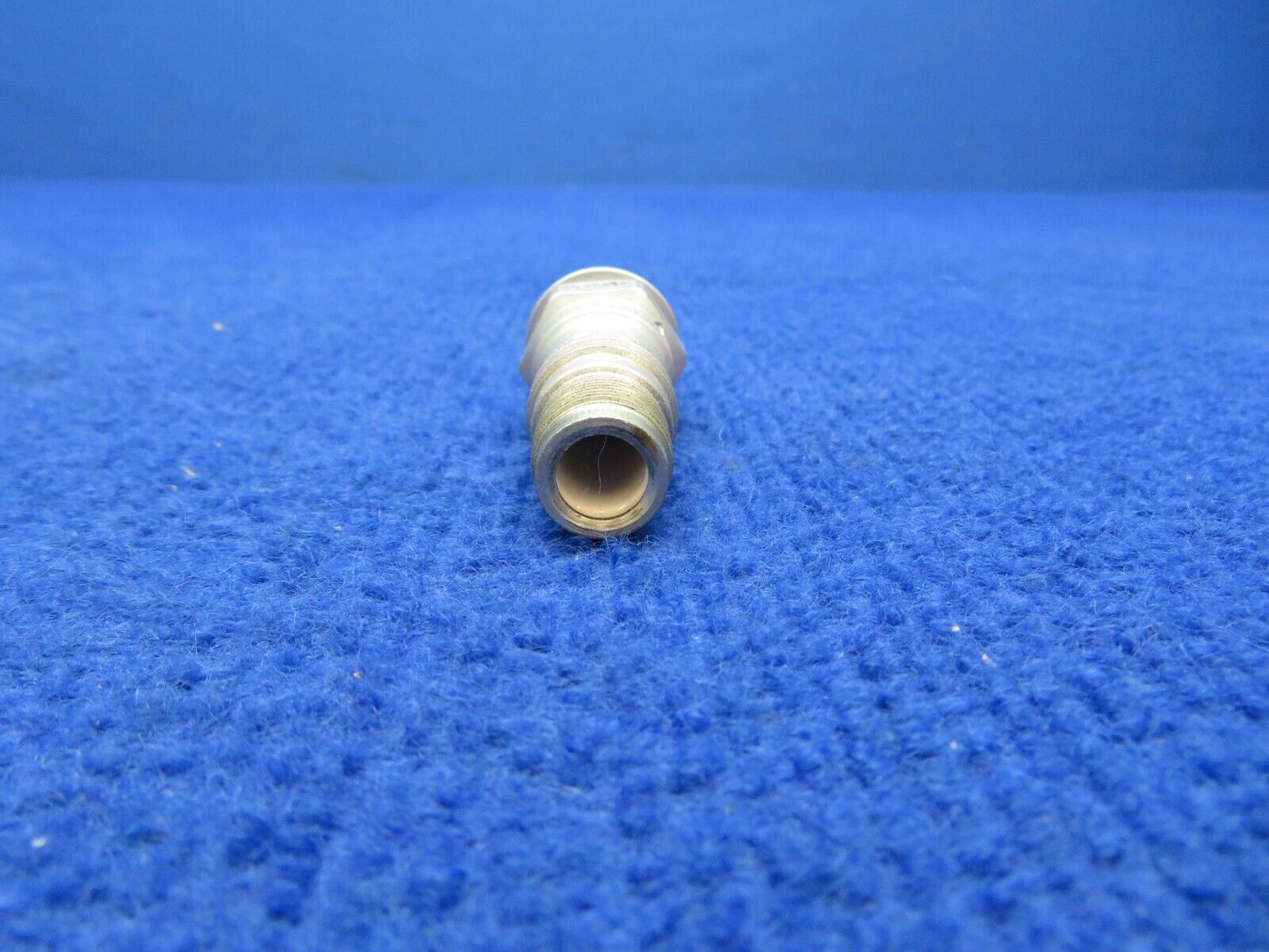 Champion Spark Plugs P/N REB32E LOT OF 8 NOS (0822-440)