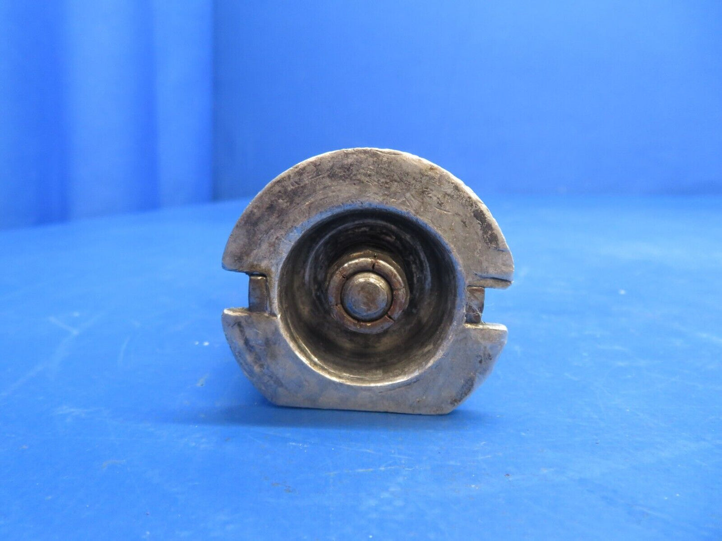 Piper Aerostar 602P NG Axle w/ Retainers & Spacers P/N 450523-01 (0123-926)