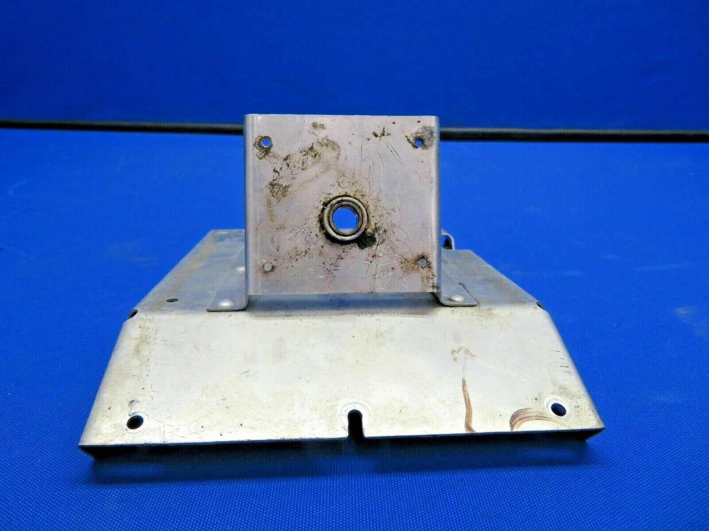 Cessna 210L Fuel Control Bracket Assembly P/N 1261455-1 (0820-405)