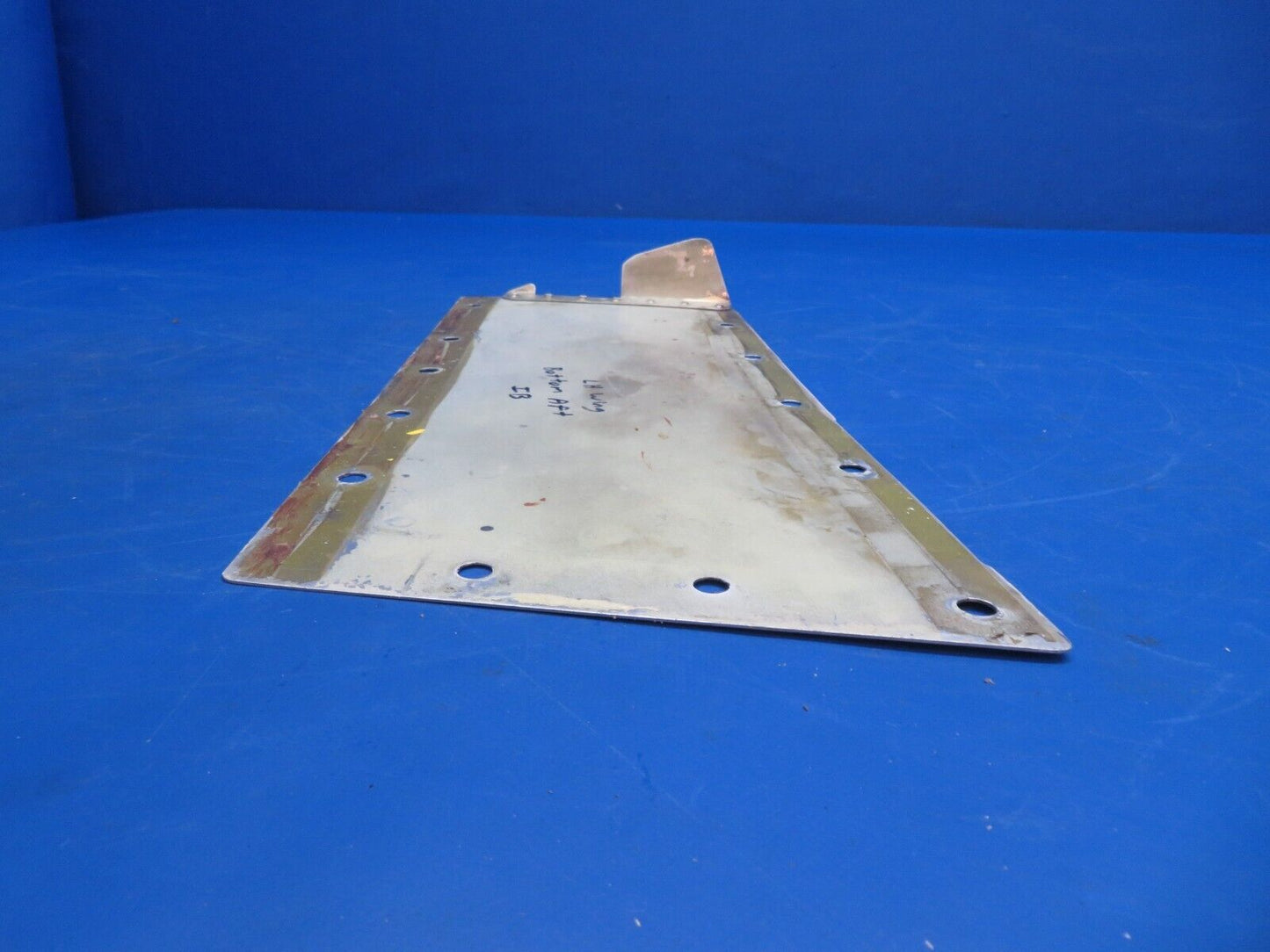 Piper Aerostar 602P LH Wing Root Fairings / Panels P/N 200080-27 (0123-868)
