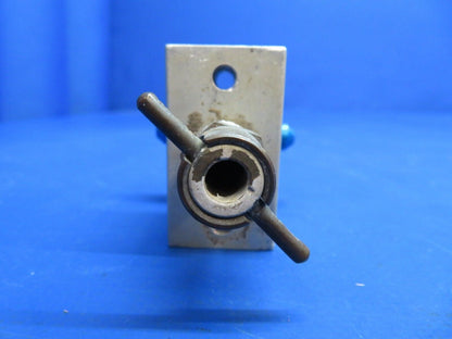 Lake LA-4-200 Fuel Drain Manifold Block Assy LH Wing P/N 180012 (1222-954)