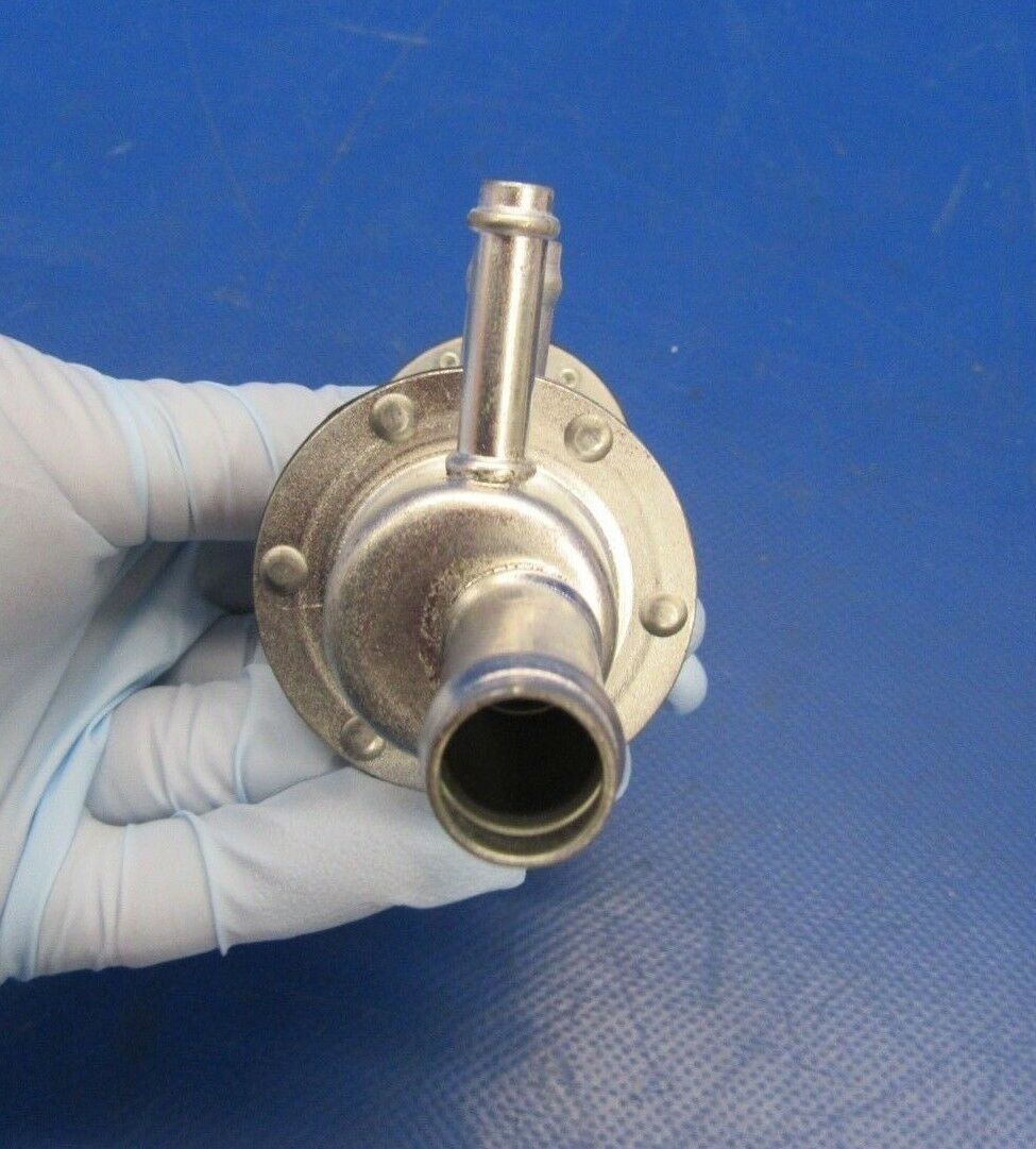 Cessna 337 Skymaster Airborne Vacuum Manifold Valve 1H5-3 NOS (1218-268)