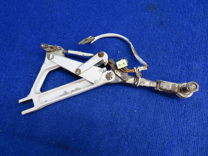 Piper RH Main Gear Truss Link Assy Casting # 20766 (0722-365)