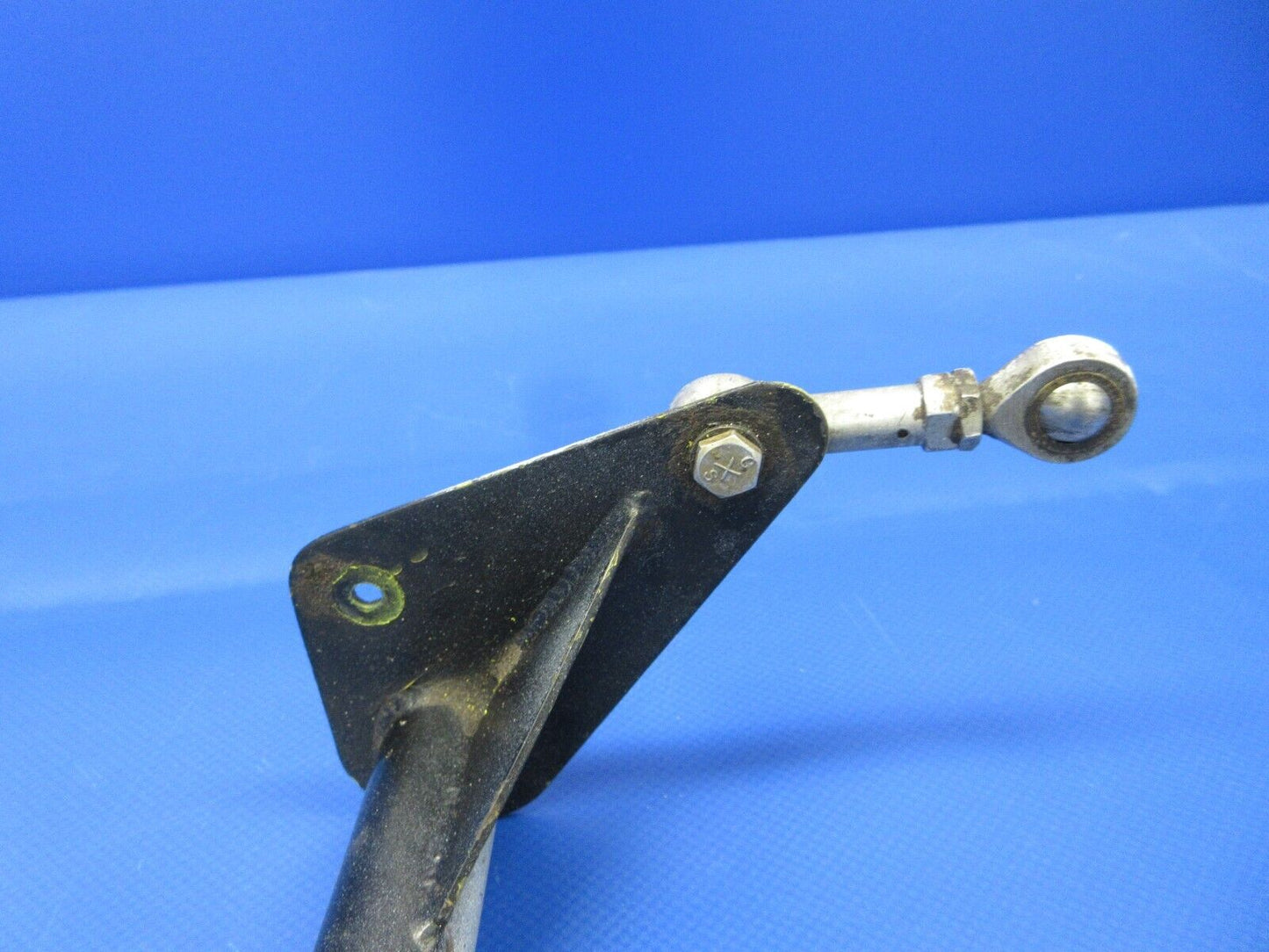 Mooney M20 / M20F Flap Control Jackshaft Assy P/N 750093-503 (0224-695)