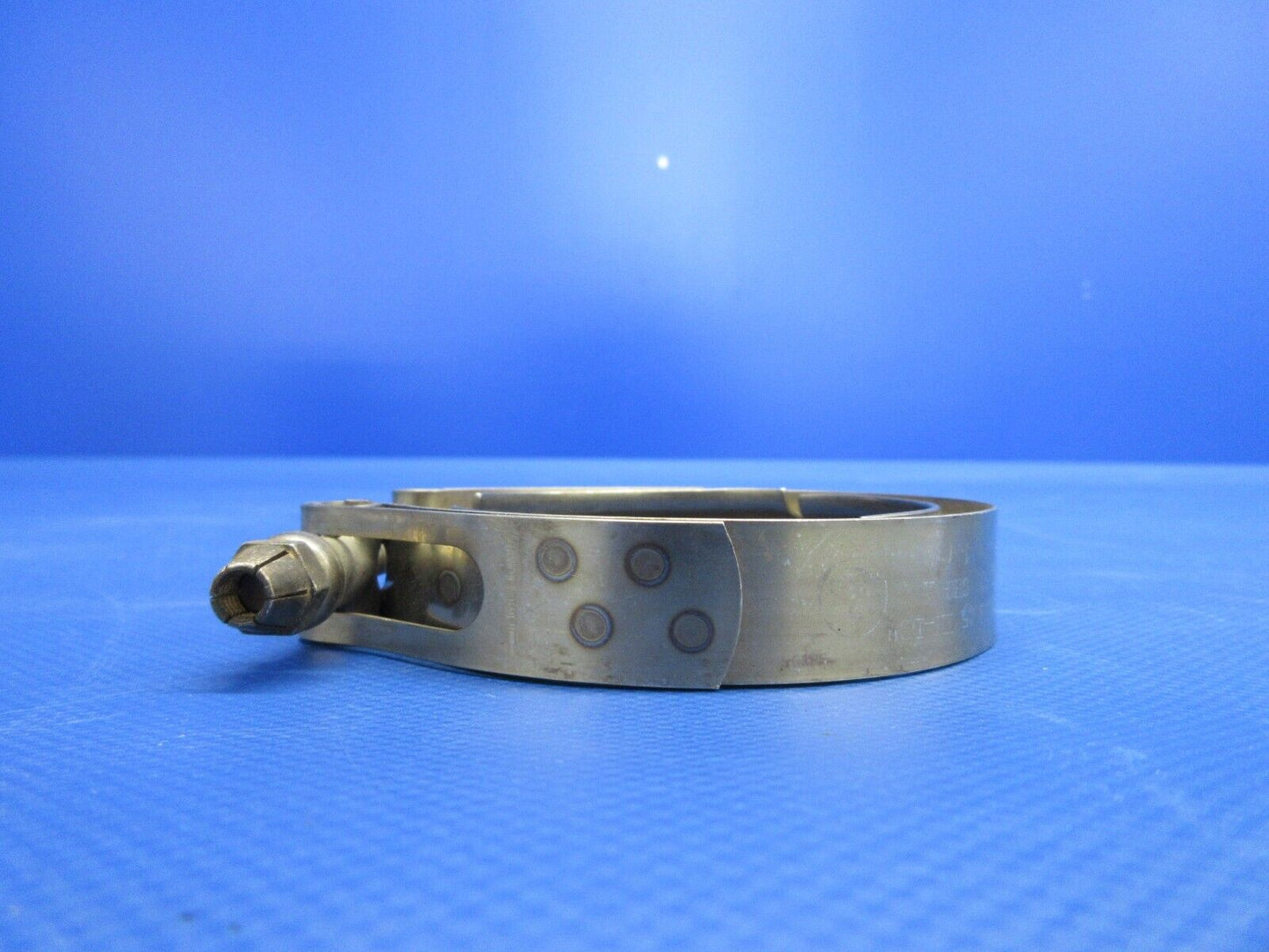 Nuco Clamp P/N 4301BT-250 NEW OLD STOCK (0324-1040)